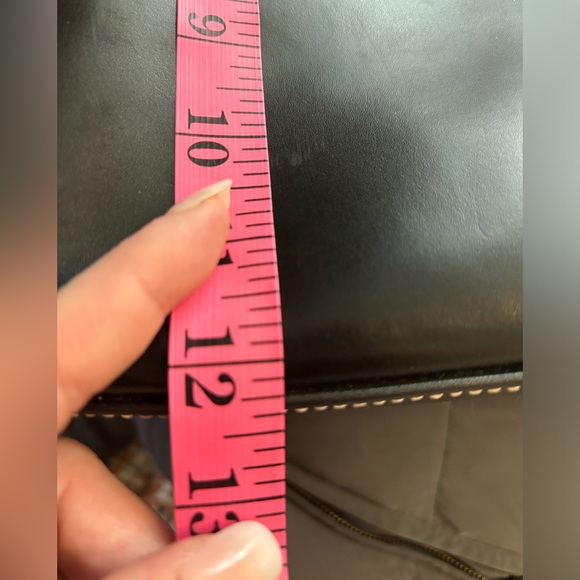 WILSONS LEATHER Laptop Leather Shoulder Bag - Picture 15 of 16